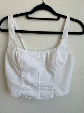 Abercrombie & Fitch White Square Neck Cropped Tank • Small